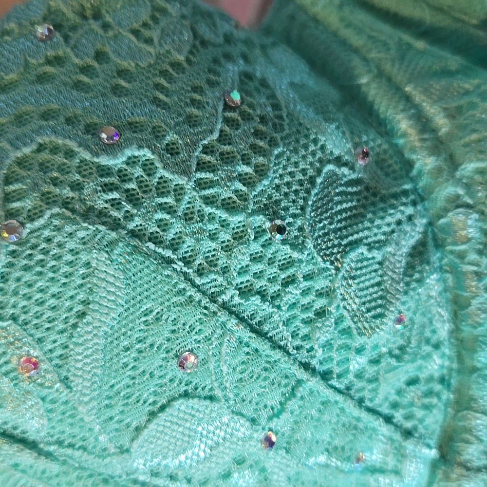 PINK Victoria's Secret Mint Green Lightly Lined Demi Bra - Picture 9 of 9